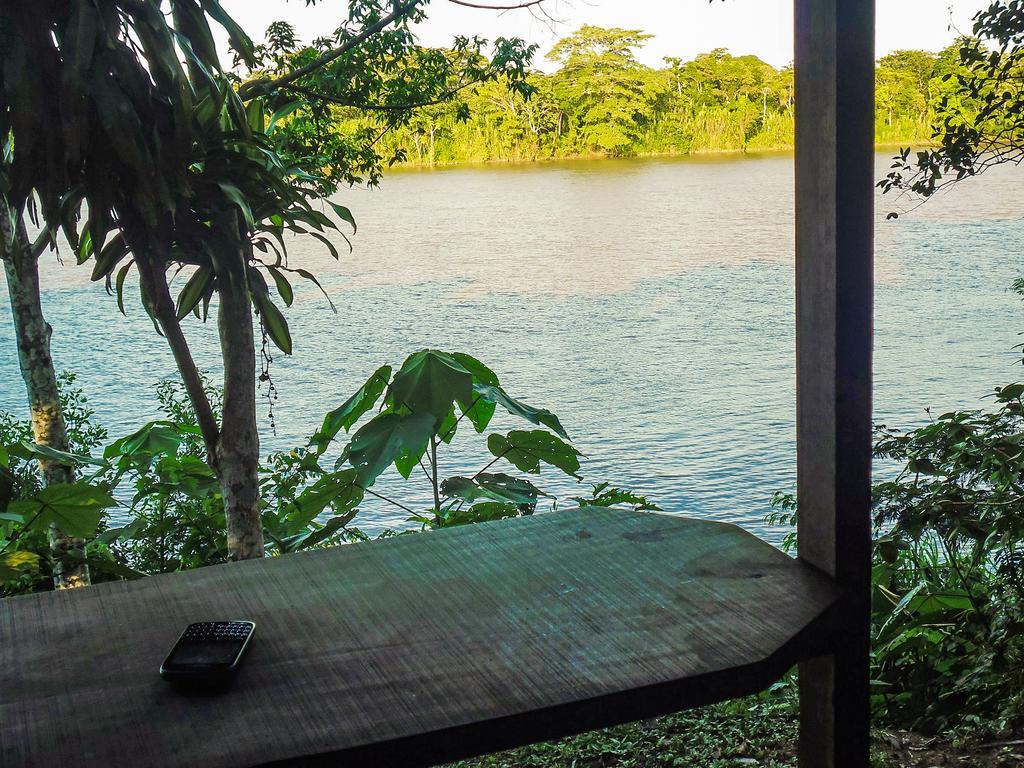 Tambopata River Puerto Maldonado Luaran gambar